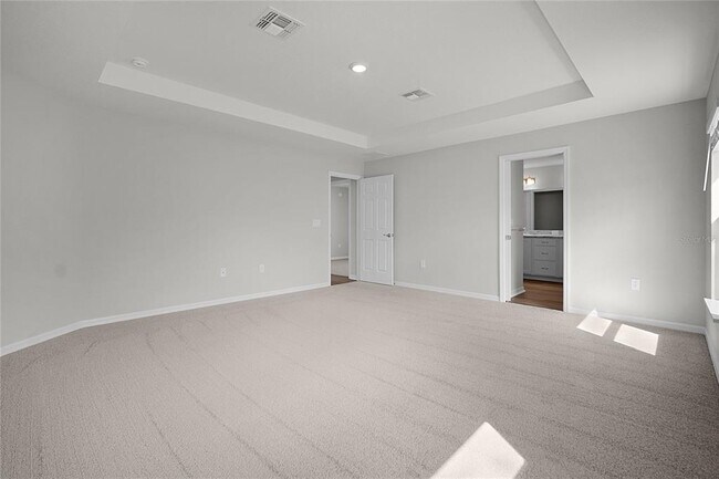 Building Photo - 1460 Fleur Dr