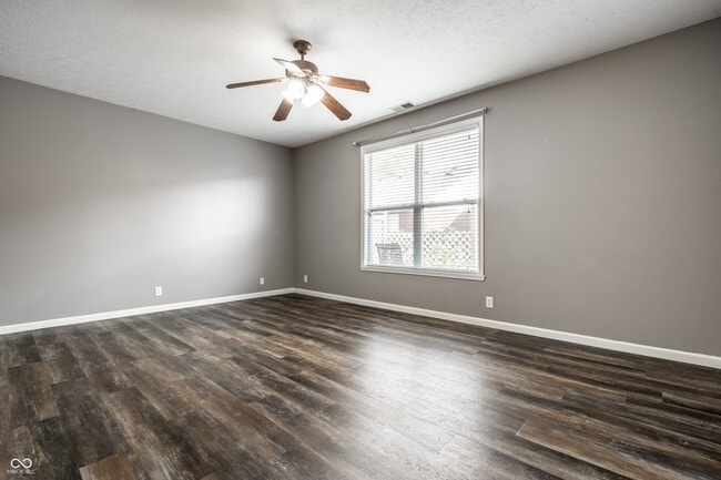 Building Photo - 8342 Stark Dr