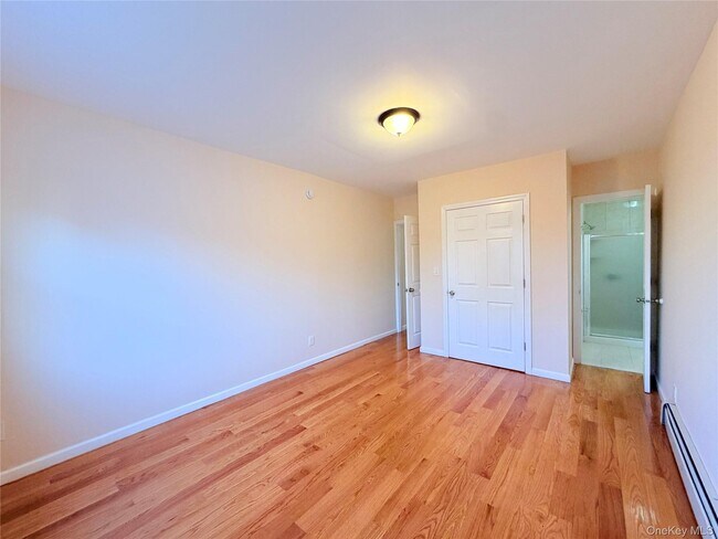 Building Photo - 239-13 86th Ave