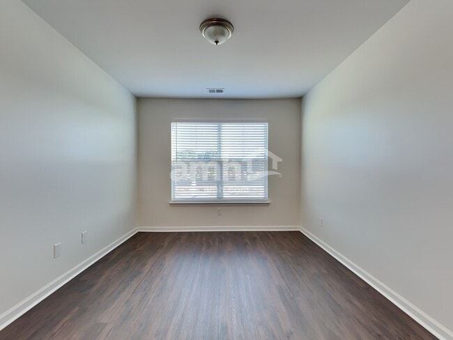 Building Photo - 103 Westover Dr