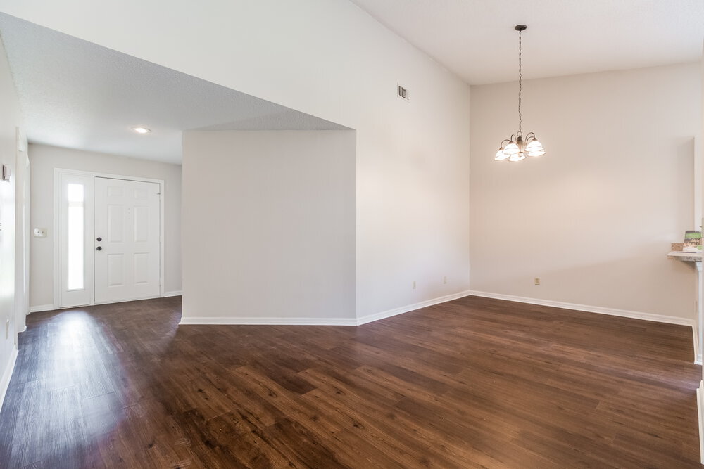 Building Photo - 664 Weybridge Ct