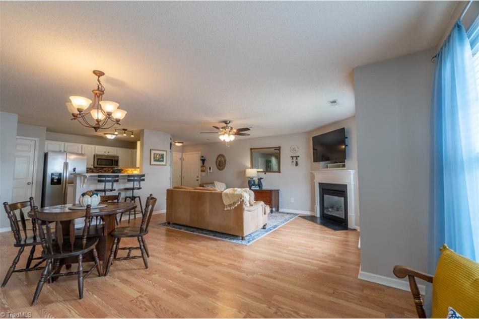 Building Photo - 4320 Cedarcroft Ct