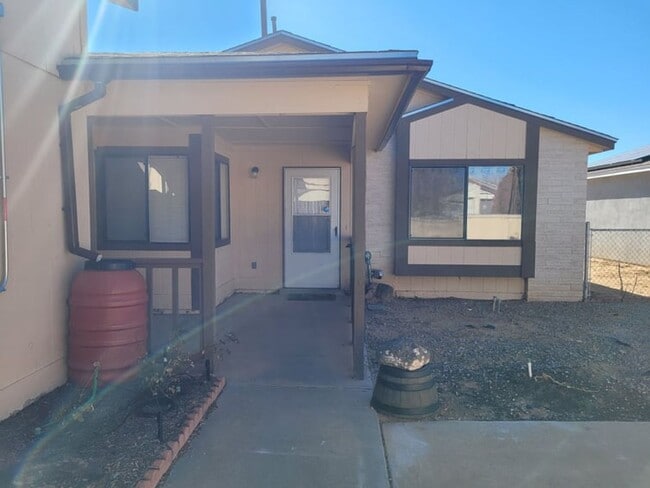 Primary Photo - Charming 2 Bed, 1 Bath Home in Rio Rancho ...