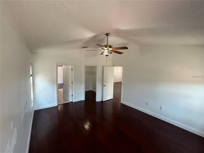 Building Photo - 8908 Southbay Dr