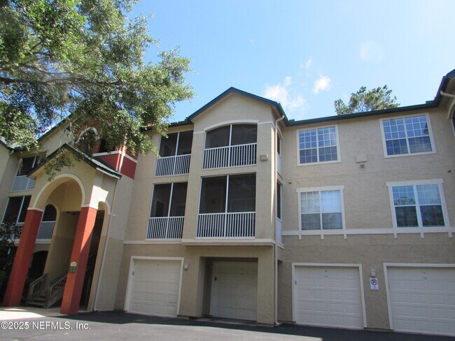 Building Photo - 120 Veracruz Dr