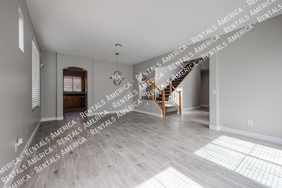Building Photo - 43232 Wallner Dr