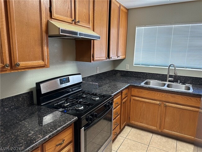 Building Photo - 7767 Barbican Ct