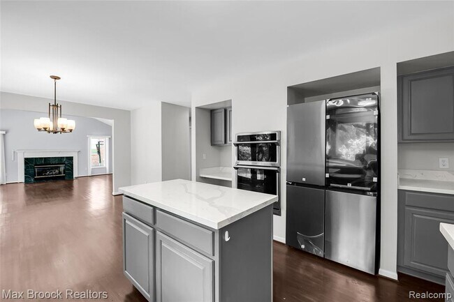 Building Photo - 107 Millstone Rd