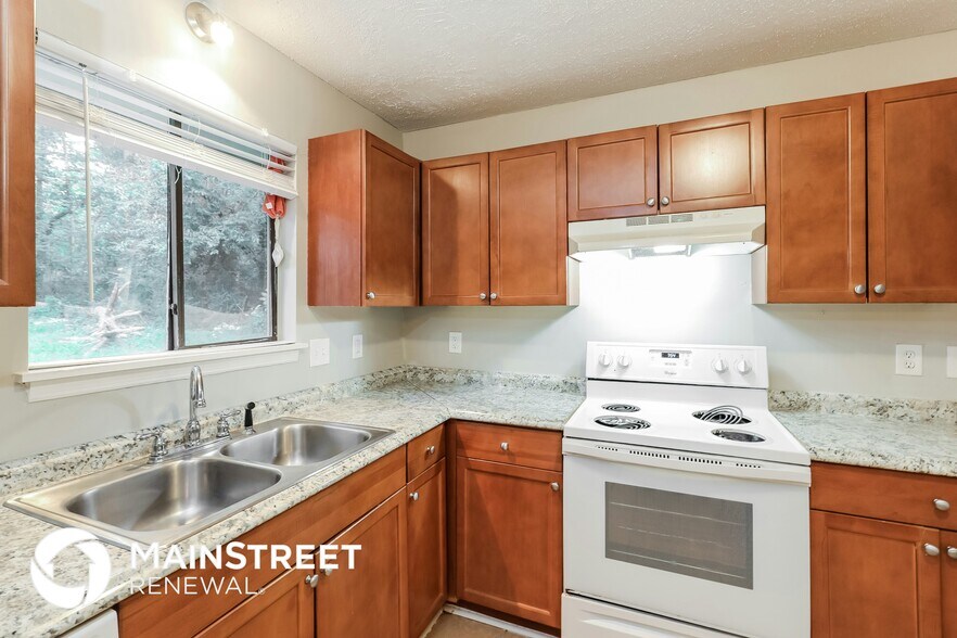 Building Photo - 661 Overlook Ct