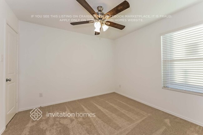 Building Photo - 2403 Ava Dr