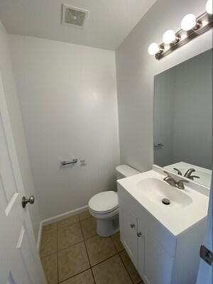 Building Photo - 204 Betsinger Rd