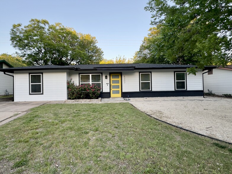 Building Photo - 5307 Wellington Dr