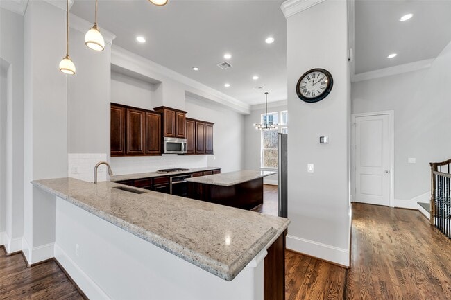 Building Photo - 2711 Arabelle Grove