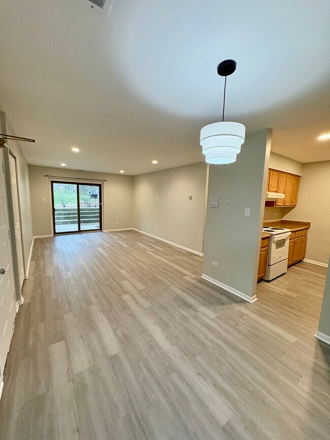 Building Photo - 1482 Stonebridge Cir