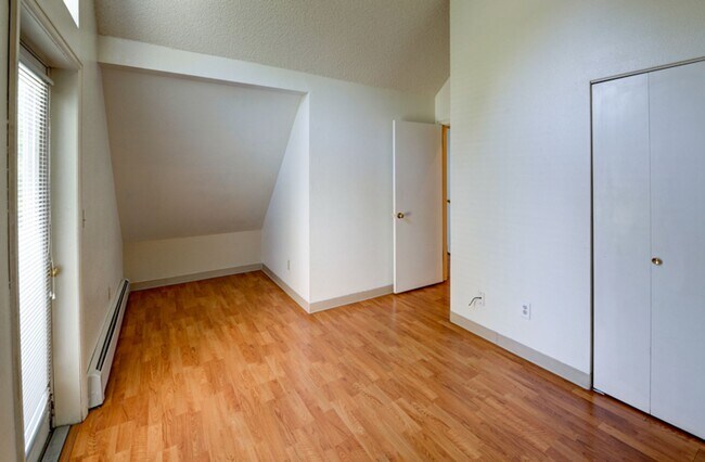 Building Photo - 1631 19th St