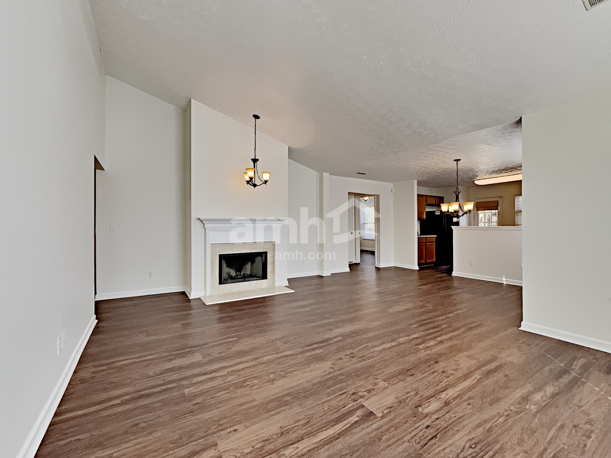 Building Photo - 2207 Erin Ln