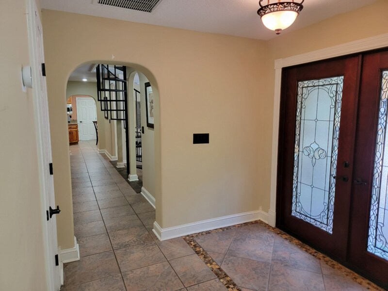 Building Photo - 1103 Ballinger Rd