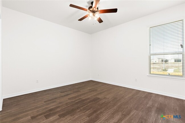 Building Photo - 5200 Rose Petal Ct