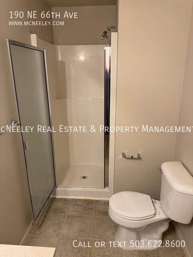 Building Photo - 190 NE 66th Ave