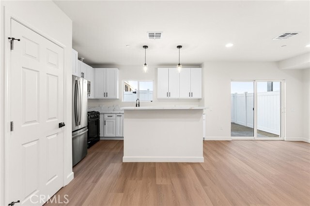 Building Photo - 902 S Hert St