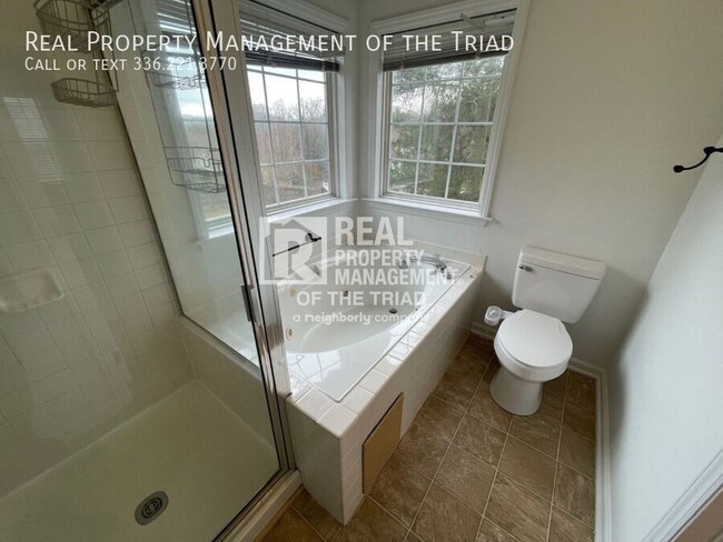 Building Photo - *Move in Special* Welcome to this spacious...