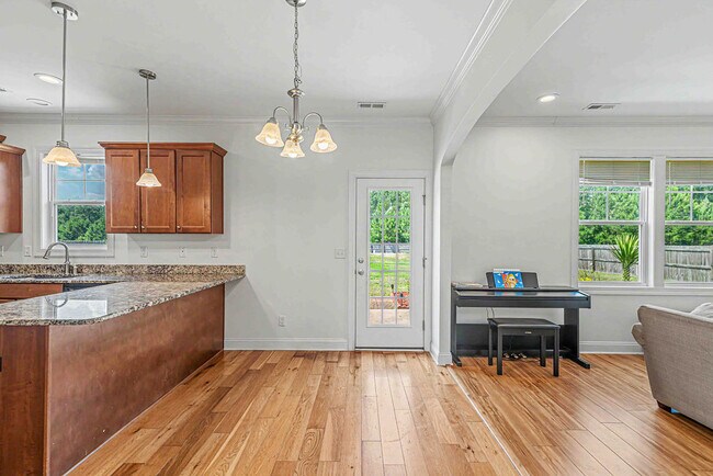 Building Photo - 158 Peytons Ridge Dr