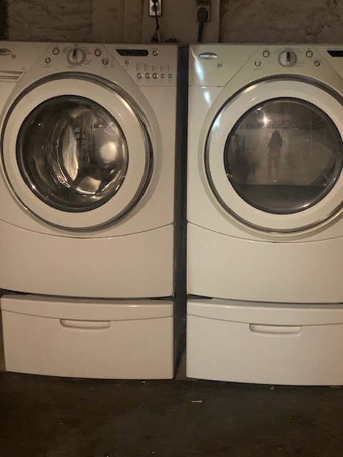 Building Photo - 6638 Broadmoor Rd