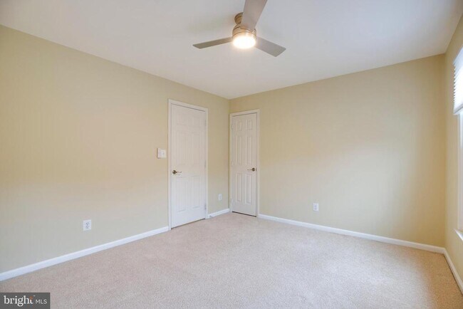Building Photo - 5105 Claybank Ln