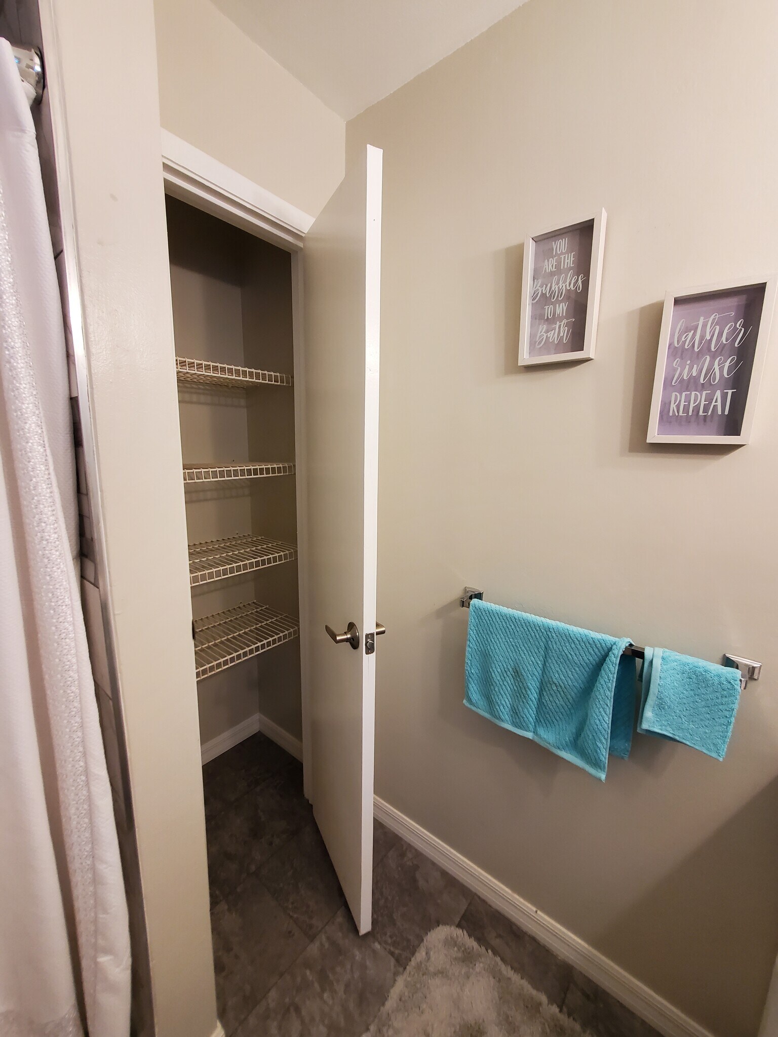 Building Photo - 3820 Blue Stone Way