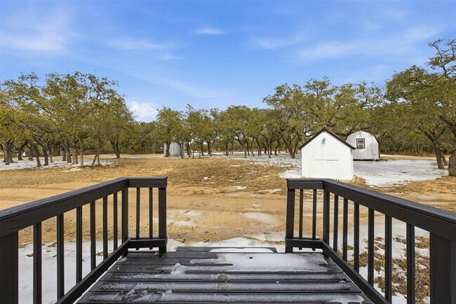 Building Photo - 931 Sycamore Creek Dr