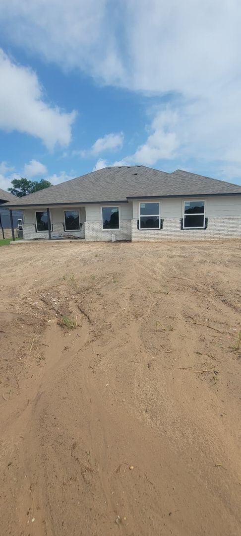 Building Photo - New Construction 5 Bed 3 Bath Simmons Home