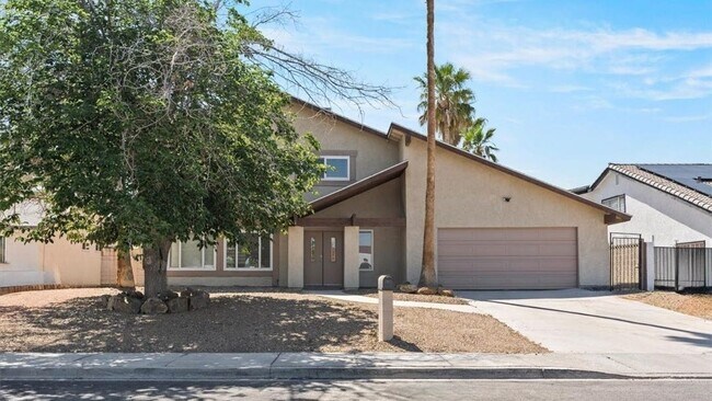 Building Photo - 3955 Ventura Way
