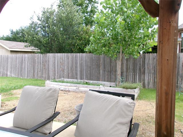 Building Photo - 5727 Mountain Hollow Dr