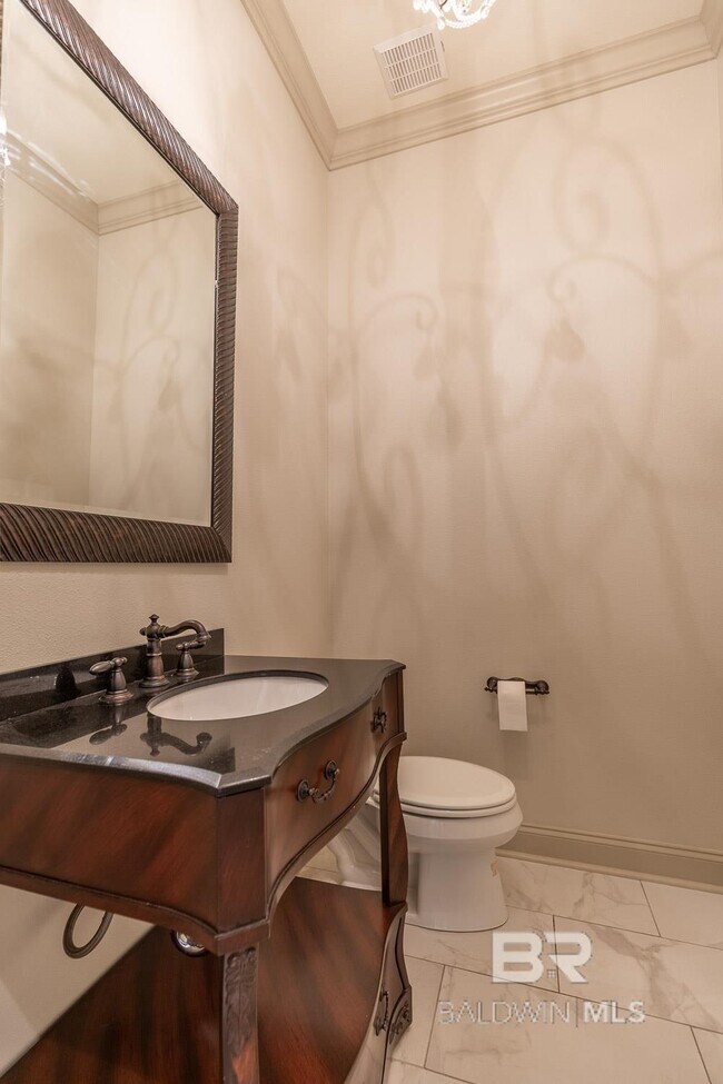 Building Photo - 33151 Shinnecock Ln