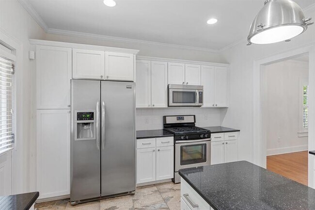 Building Photo - 251 Bolling Rd NE