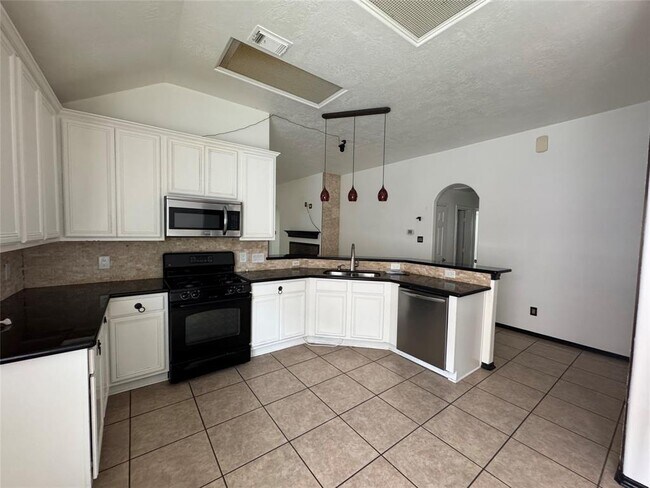 Building Photo - 21706 Dimmett Way