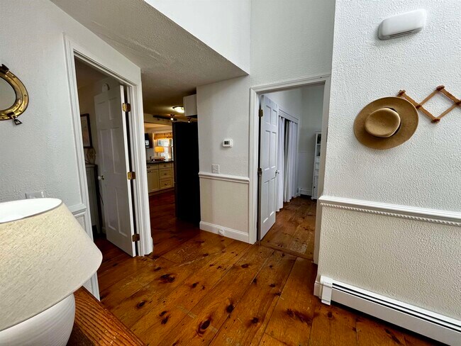 Building Photo - 15 Mill Pond Ln