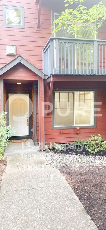 Building Photo - 1572 SW 175th Ave