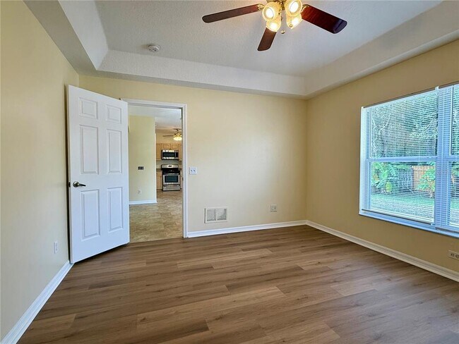 Building Photo - 2521 Maylin Dr