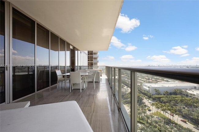 Building Photo - 9705 Collins Ave