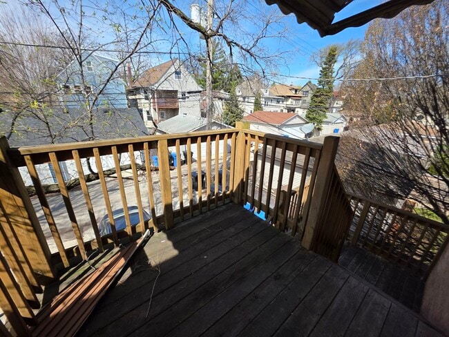 Building Photo - 4022 N Avers Ave
