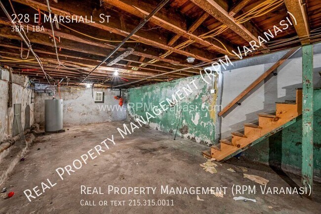 Building Photo - Spacious 3-Story Gem in Norristown with Mo...