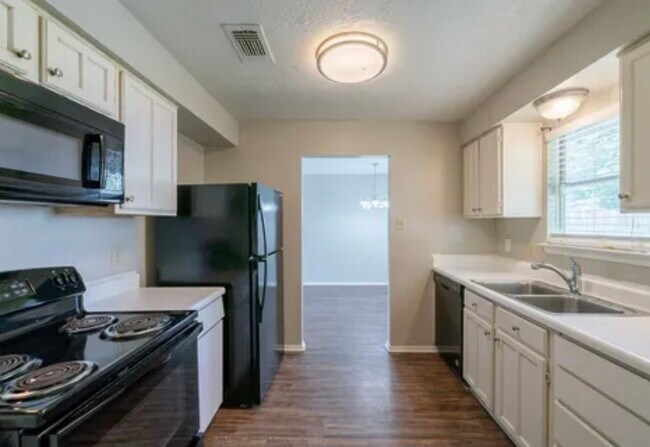 Building Photo - 20422 Bishops Gate Ln