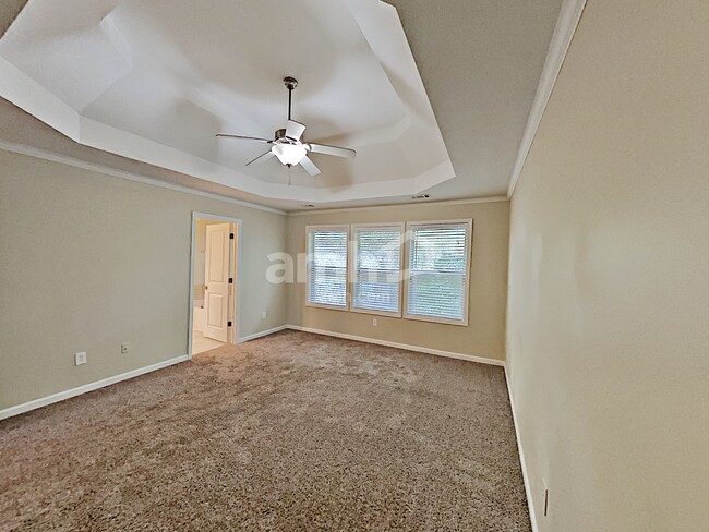 Building Photo - 252 Ascott Lane