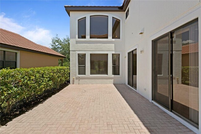 Building Photo - 20317 Chestnut Grove Dr