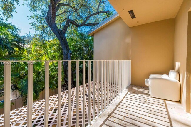 Building Photo - 3130 Bird Ave