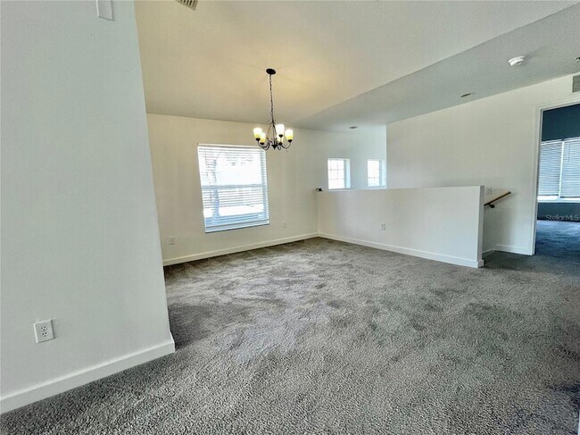 Building Photo - 2096 Kings Palace Dr