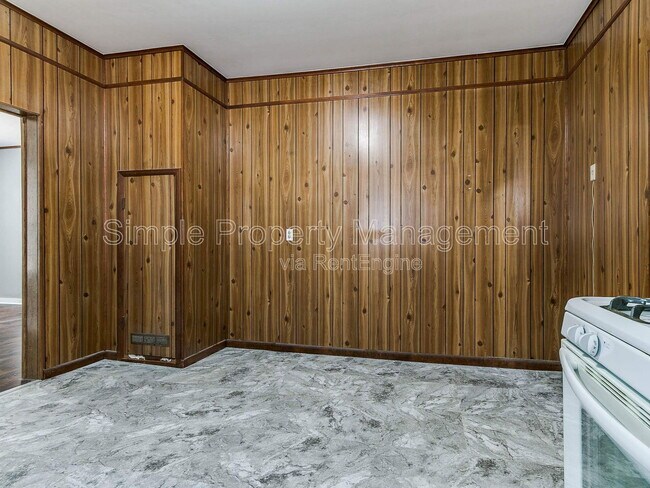 Building Photo - 532 SW 27th St