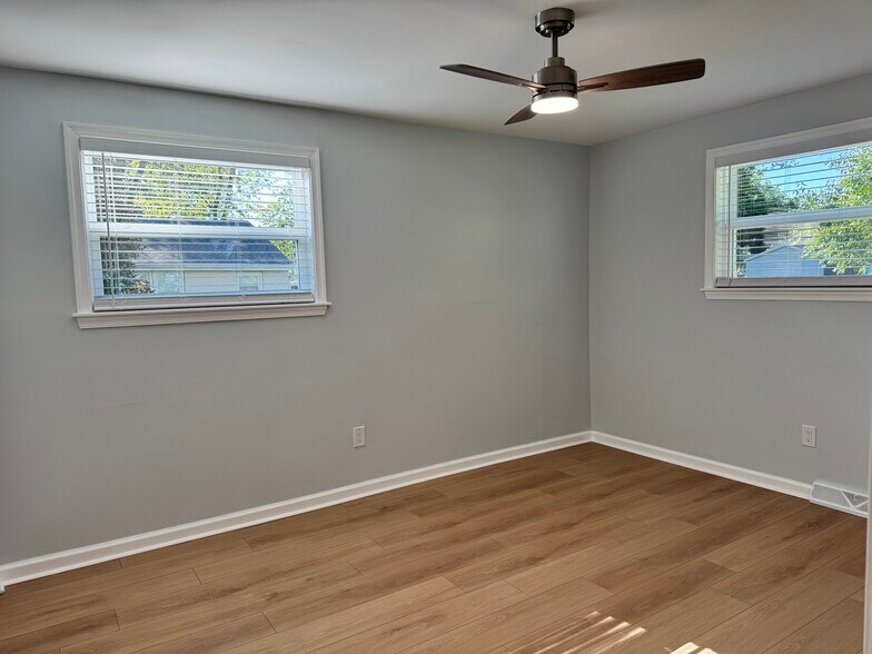 Bedroom 2 - 534 Kalmia St