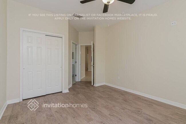 Building Photo - 1934 Magical Ln